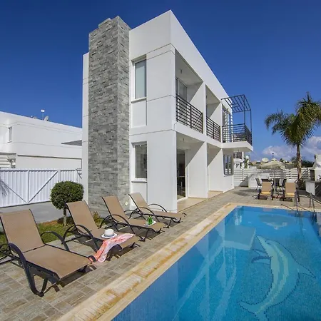 Crystal Blue 17 Paralimni
